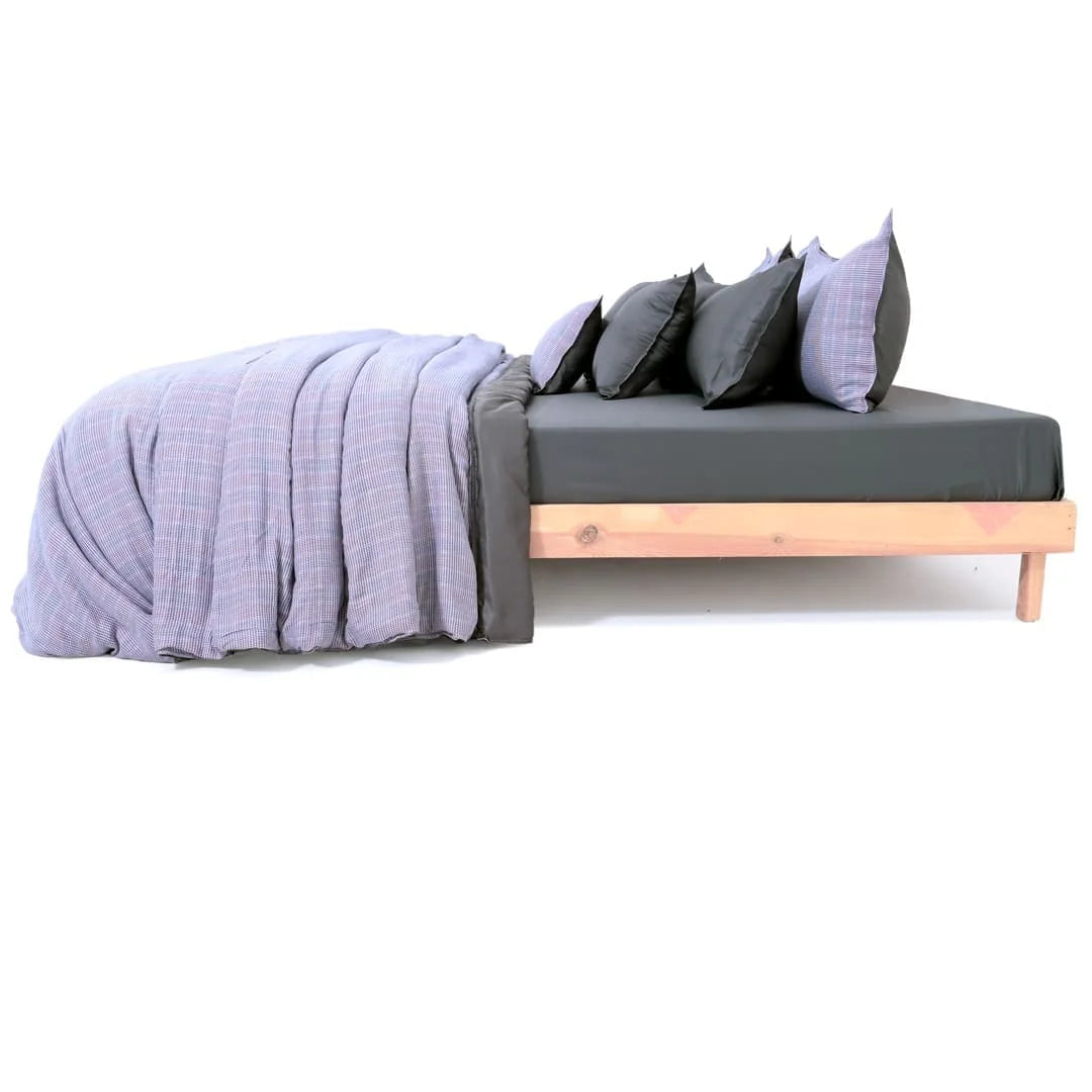 Linen Blend AC Comforter With 2 Pillow Cases and 1 Breakfast Pillow - Iskora