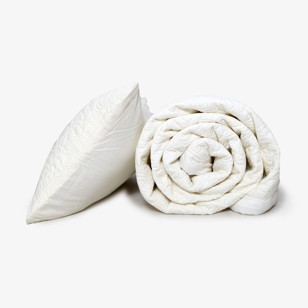 Zarf California King Size AC Comforters With 2 Pillow Cases & 2 Cushion Covers - Pearl