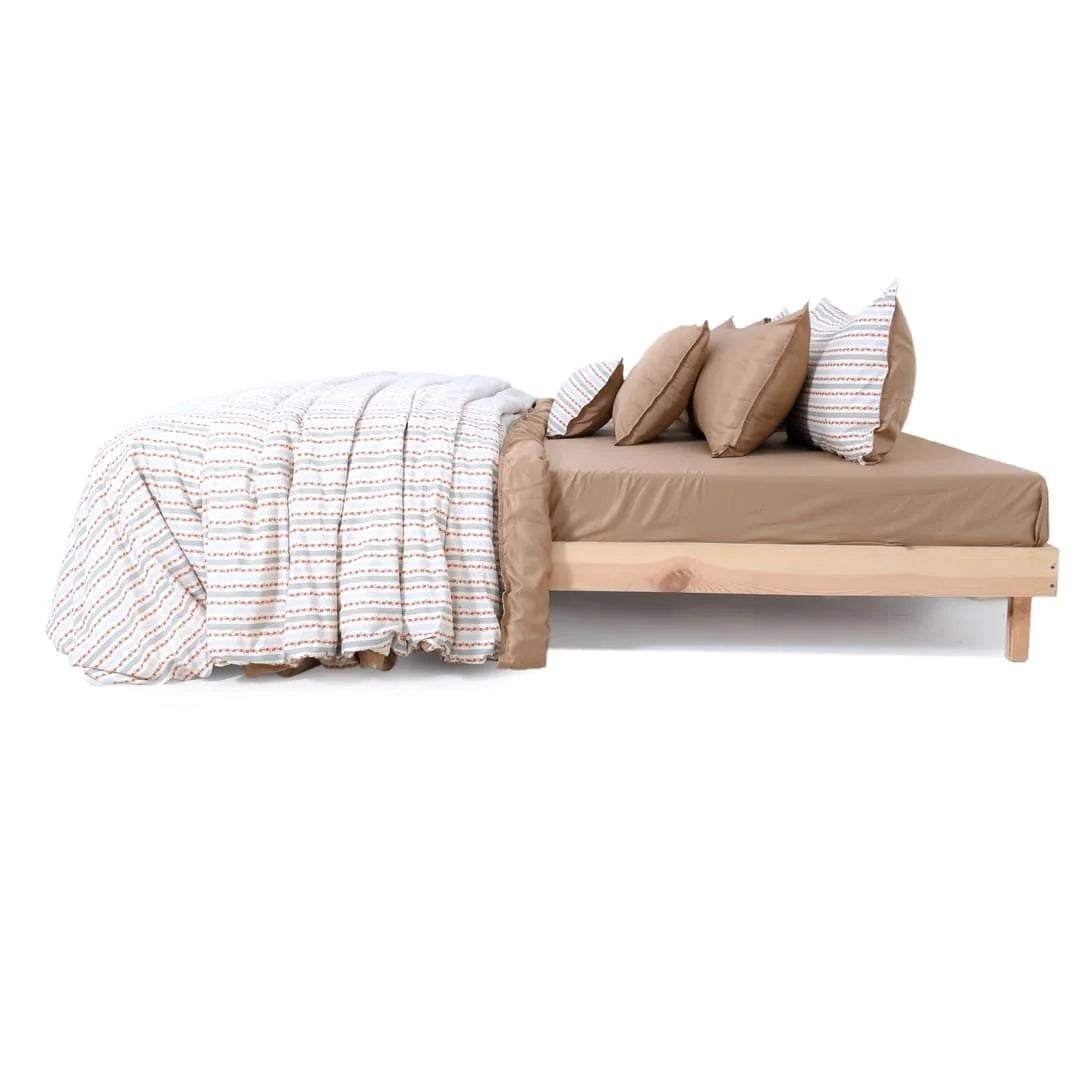 Linen Blend AC Comforter With 2 Pillow Cases and 1 Breakfast Pillow - Fresa