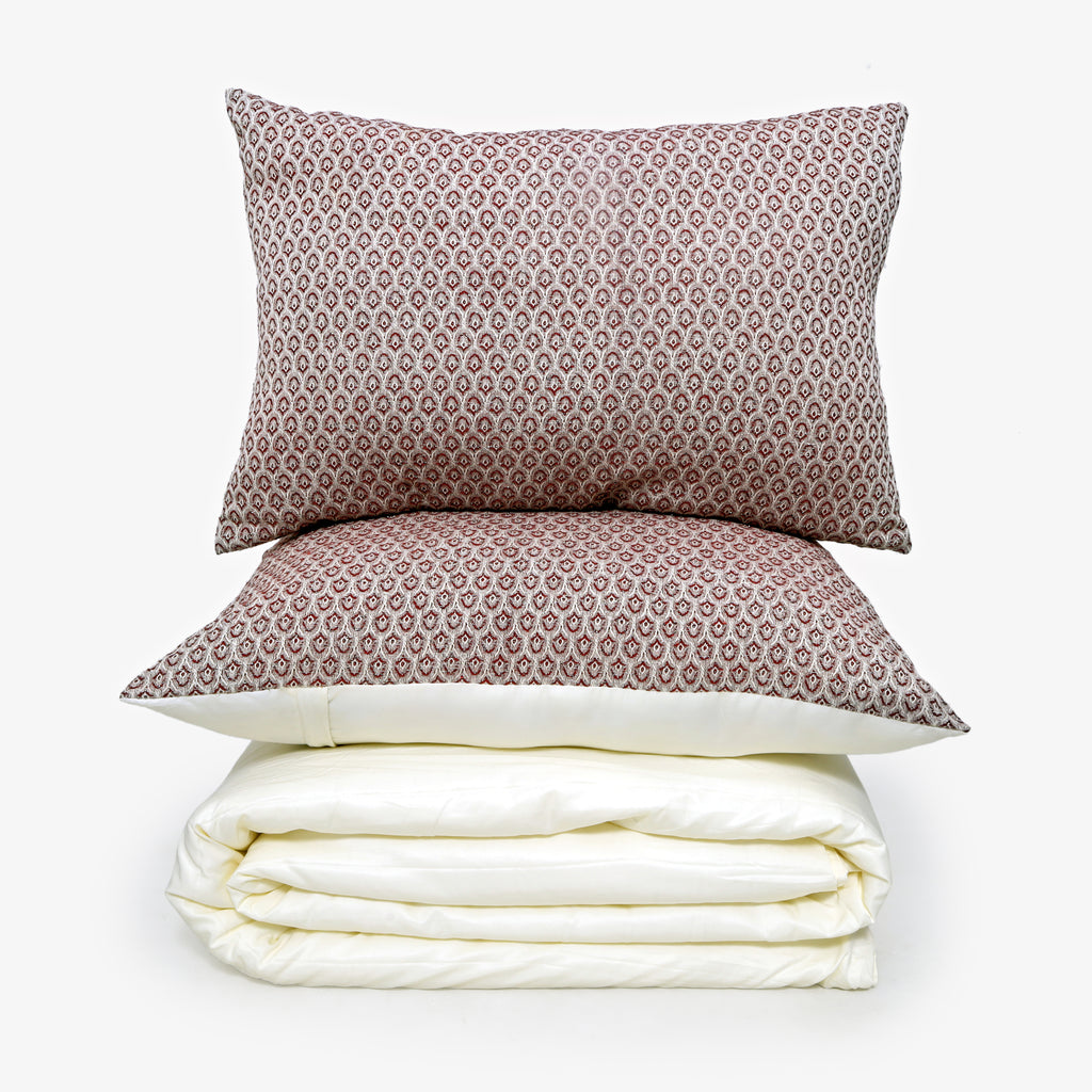 ZARF Italian Staple Weave Comforter With 2 Designer Pillow Cases 1 Breakfast Cushion Cover - Marquisa