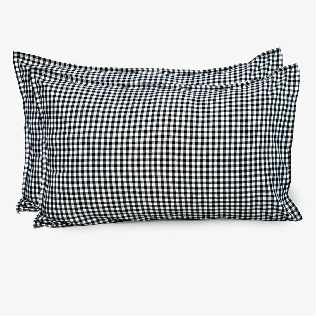 Linen Blend AC Comforter With 2 Pillow Cases and 1 Breakfast Pillow - Carré