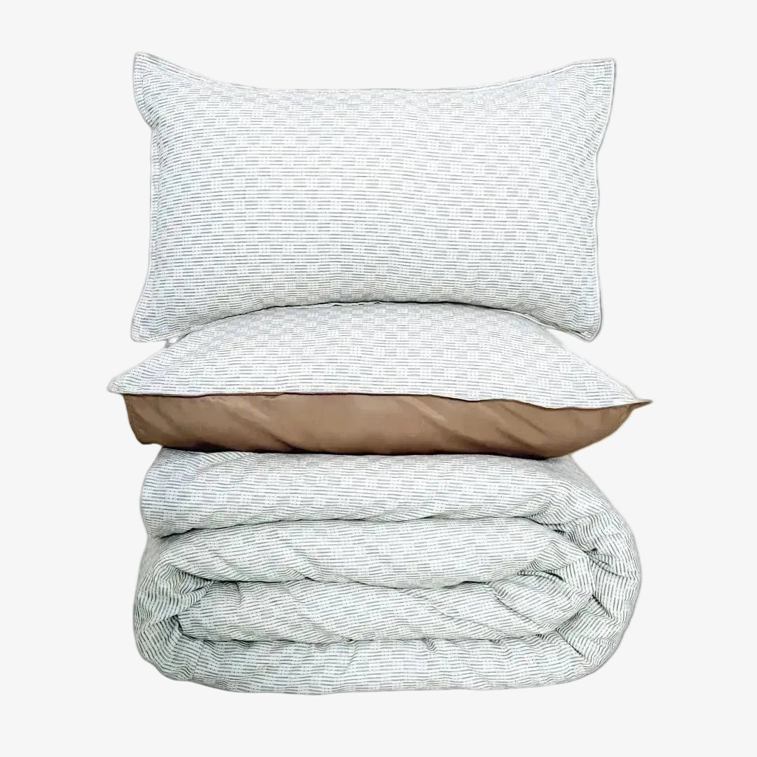 Zarf California King Size Reversible Quilt  With 2 pillowcases and 1 Breakfast Cushion cover (Limited edition) - Latte