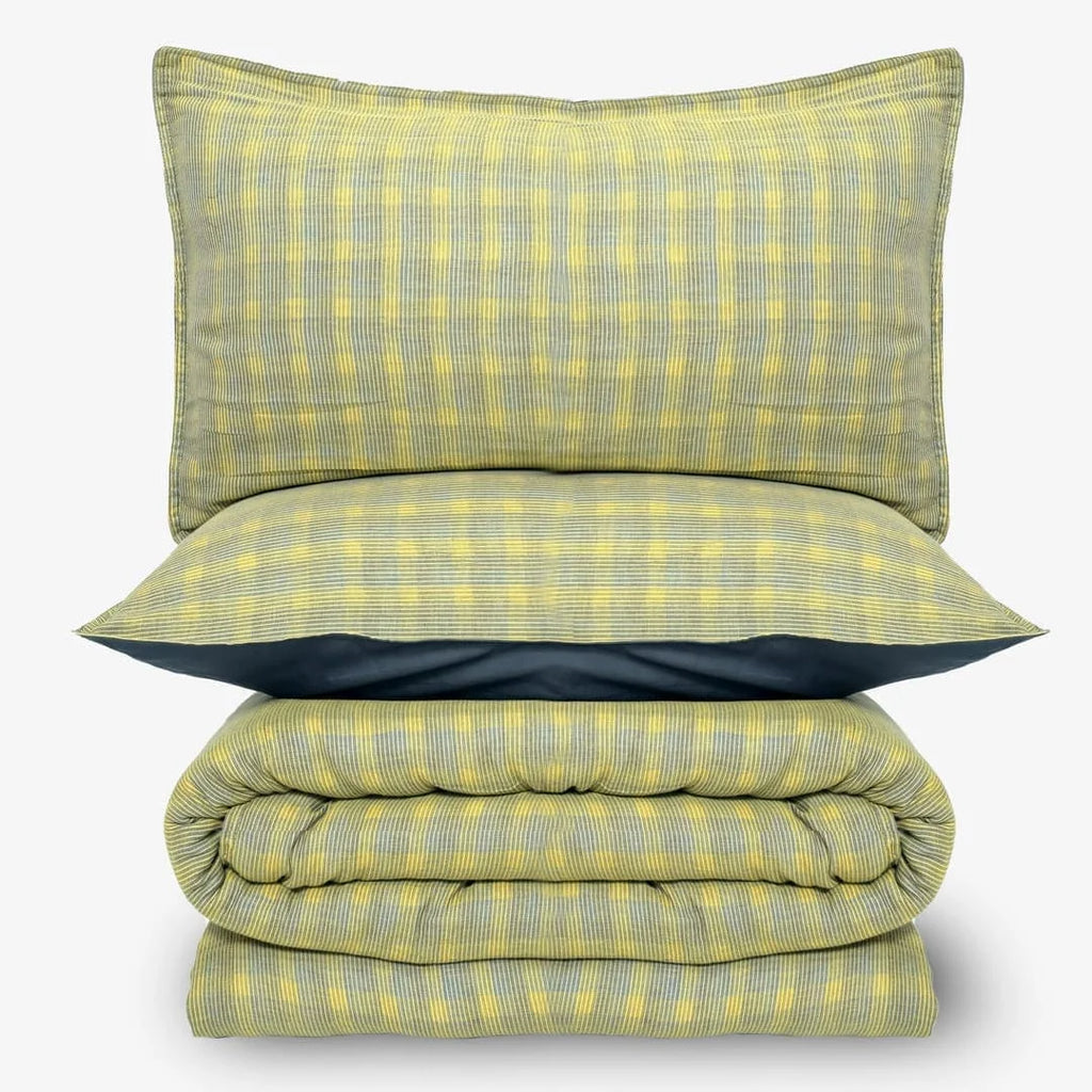 Linen Blend AC Comforter With 2 Pillow Cases and 1 Breakfast Pillow - Vireo