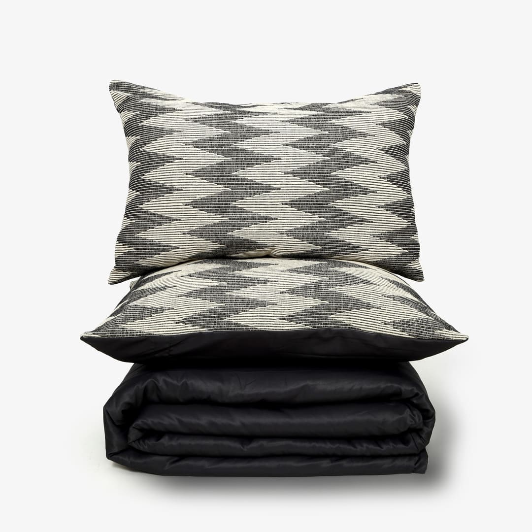 Zarf Italian Staple Weave Bedding Set Of 7- Reine