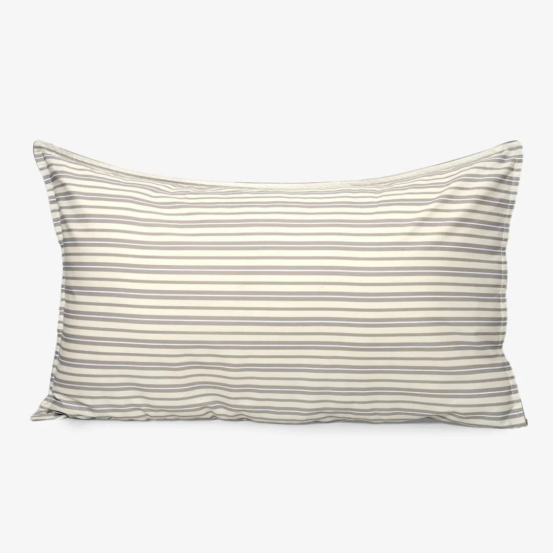 Linen Blend AC Comforter With 2 Pillow Cases and 1 Breakfast Pillow - Vesper