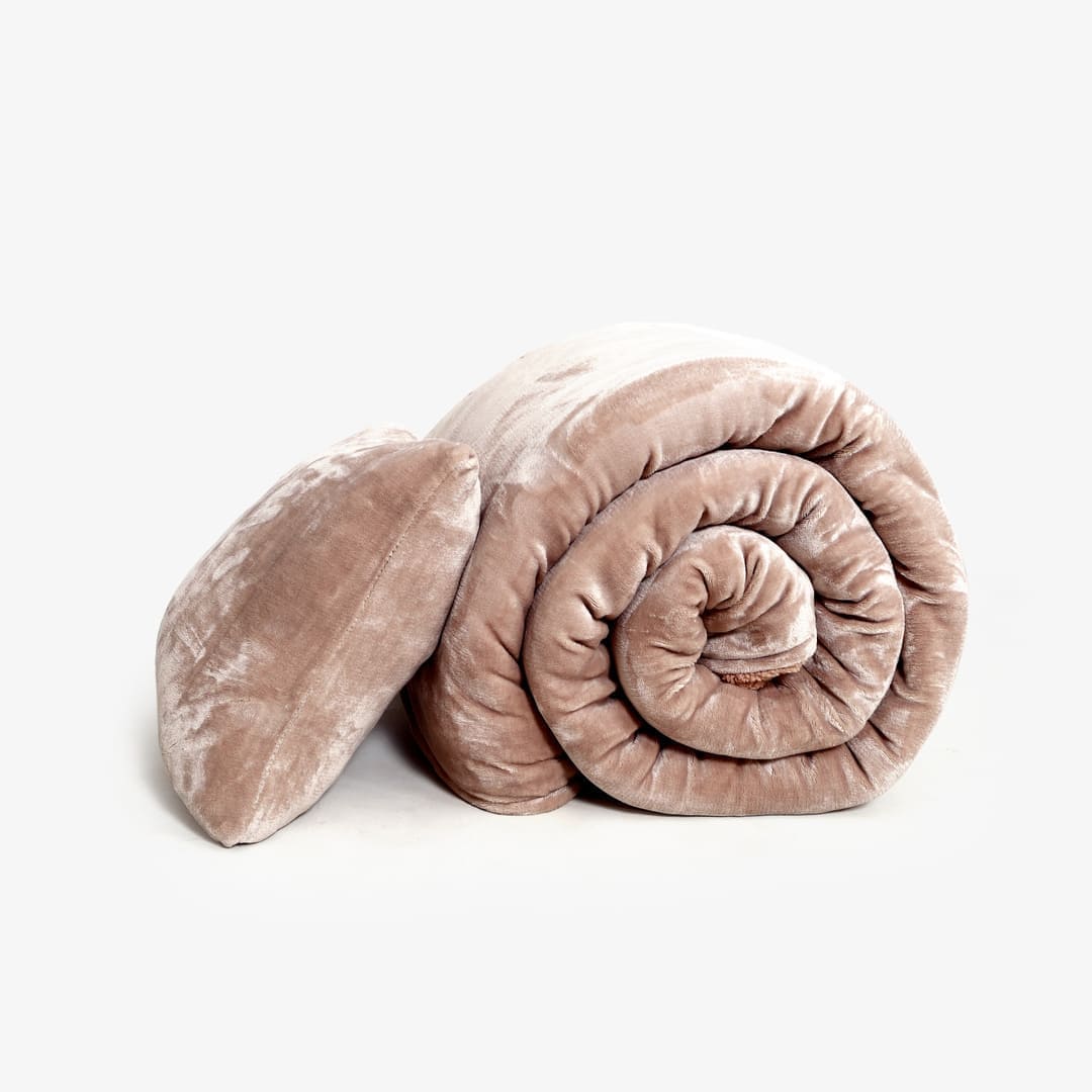 Zarf California King Size Reversible Quilt With 2 Cushion Covers - Peony