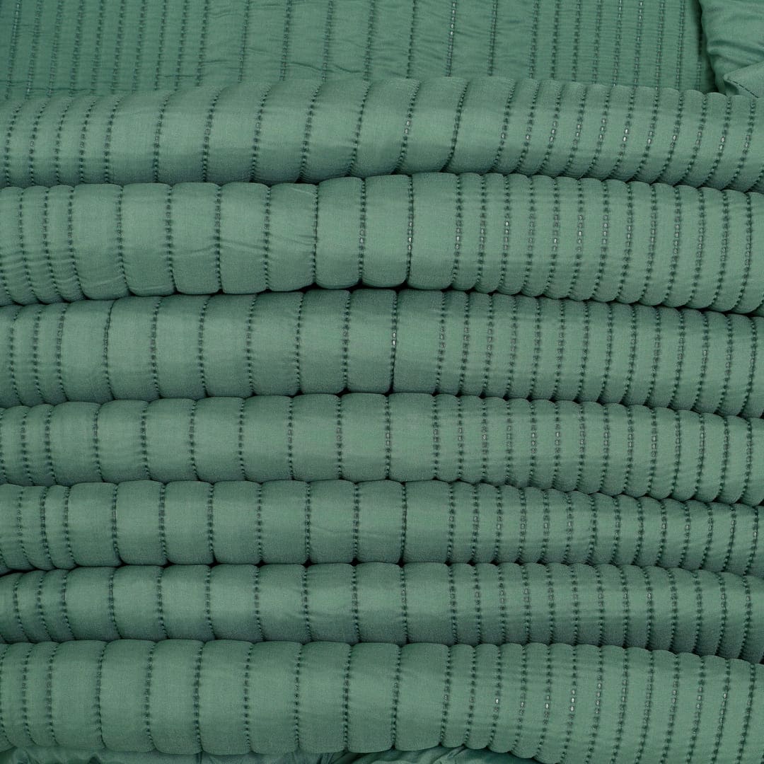 Zarf California King Size AC Comforters With 2 Pillow Cases & 2 Cushion Covers - Jade
