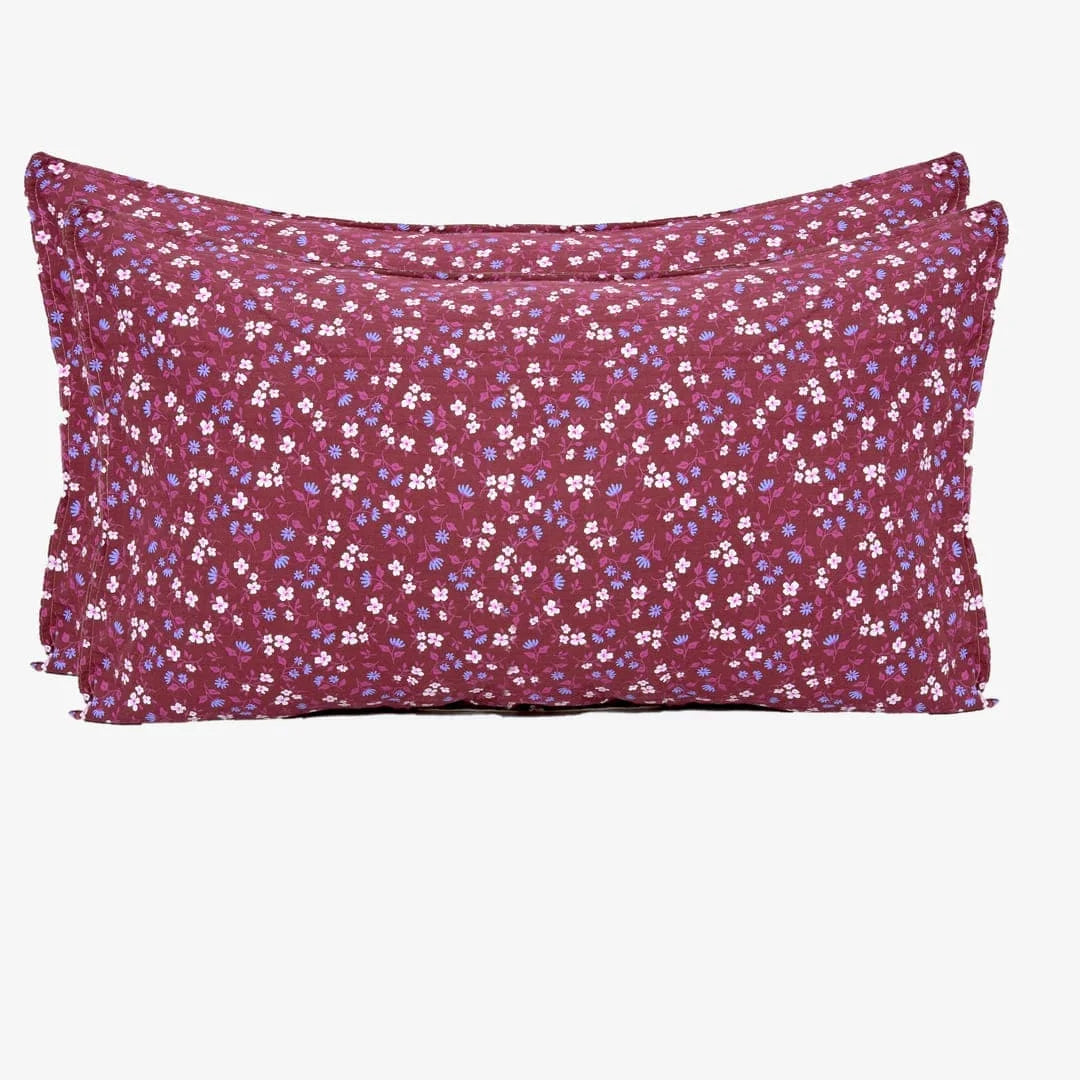 Linen Blend AC Comforter With 2 Pillow Cases and 1 Breakfast Pillow - Scarlet