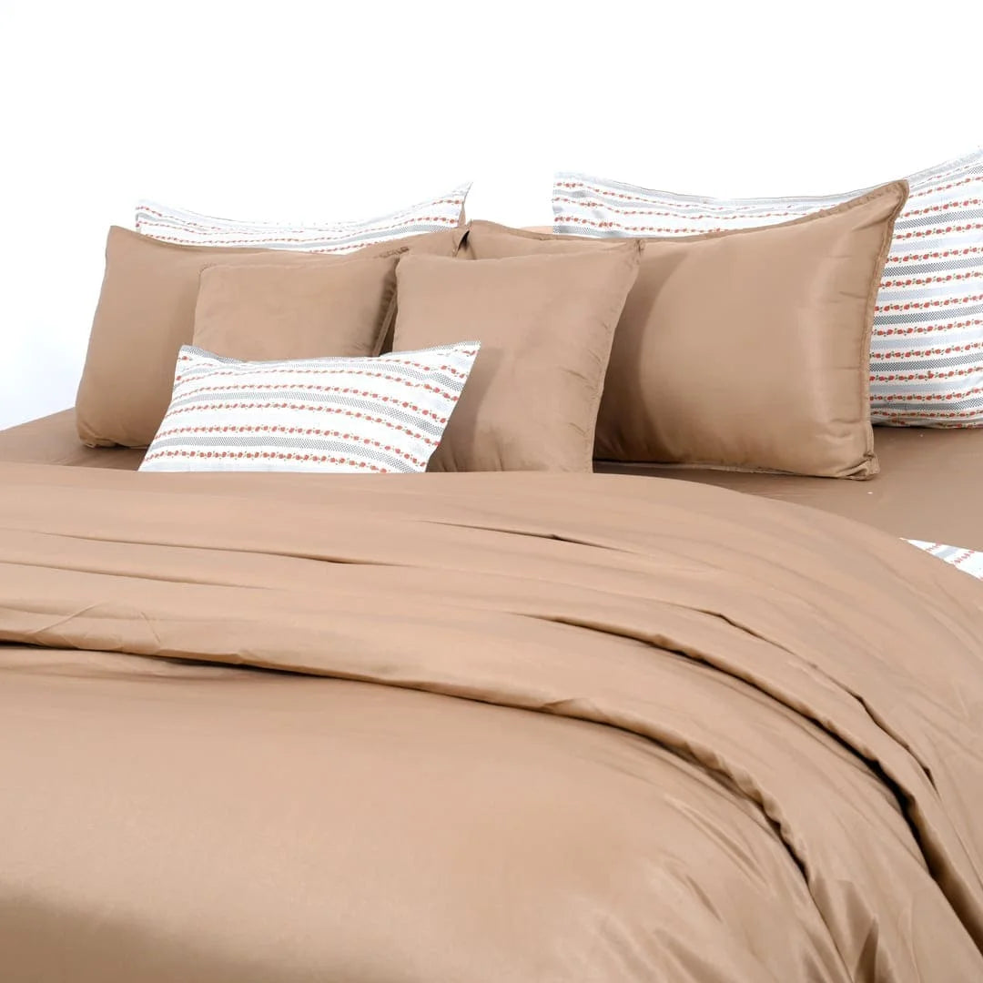 Linen Blend AC Comforter With 2 Pillow Cases and 1 Breakfast Pillow - Fresa