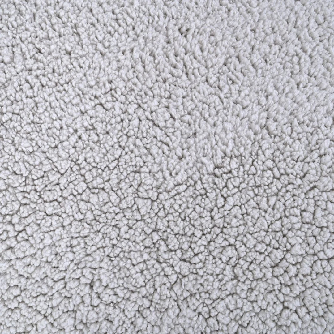 Zarf California King Size Reversible Quilt With 2 Cushion Covers - Chrome