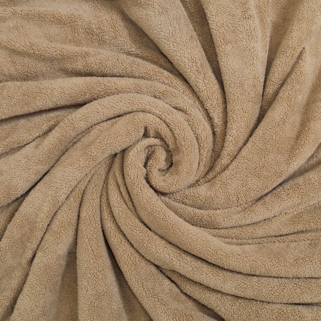 Zarf California King Size Reversible Quilt  With 2 pillowcases and 1 Breakfast Cushion cover (Limited edition) - Arctic