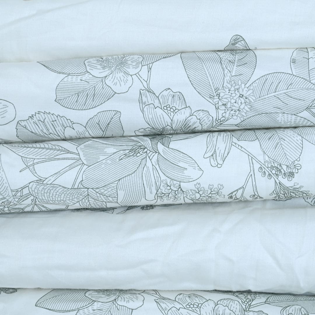 Zarf AC Comforter With 2 Pillow Cases and 1 Breakfast Pillow - Willow