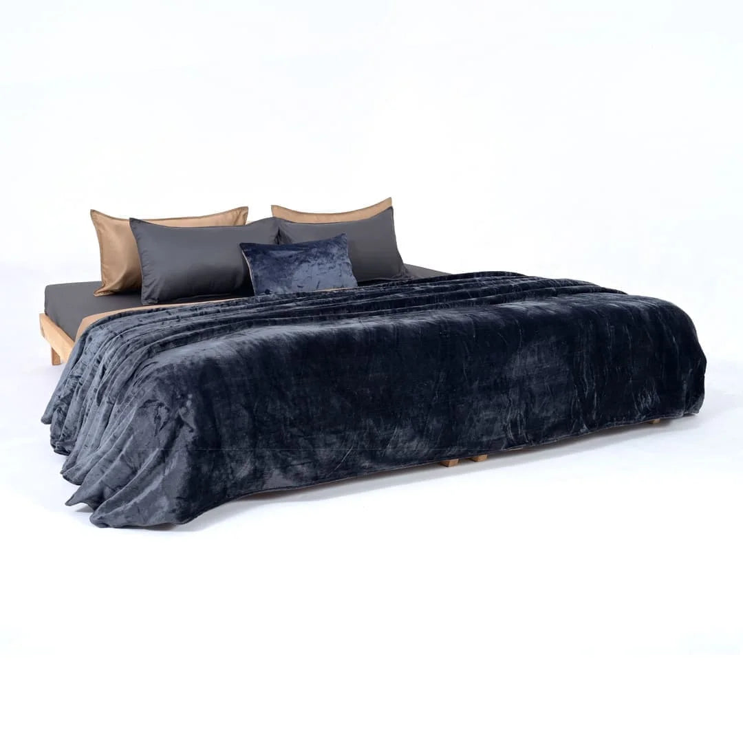 Zarf Premium AC Dohar With Two Pillow Covers & One Breakfast Cushion Cover - Blackstone