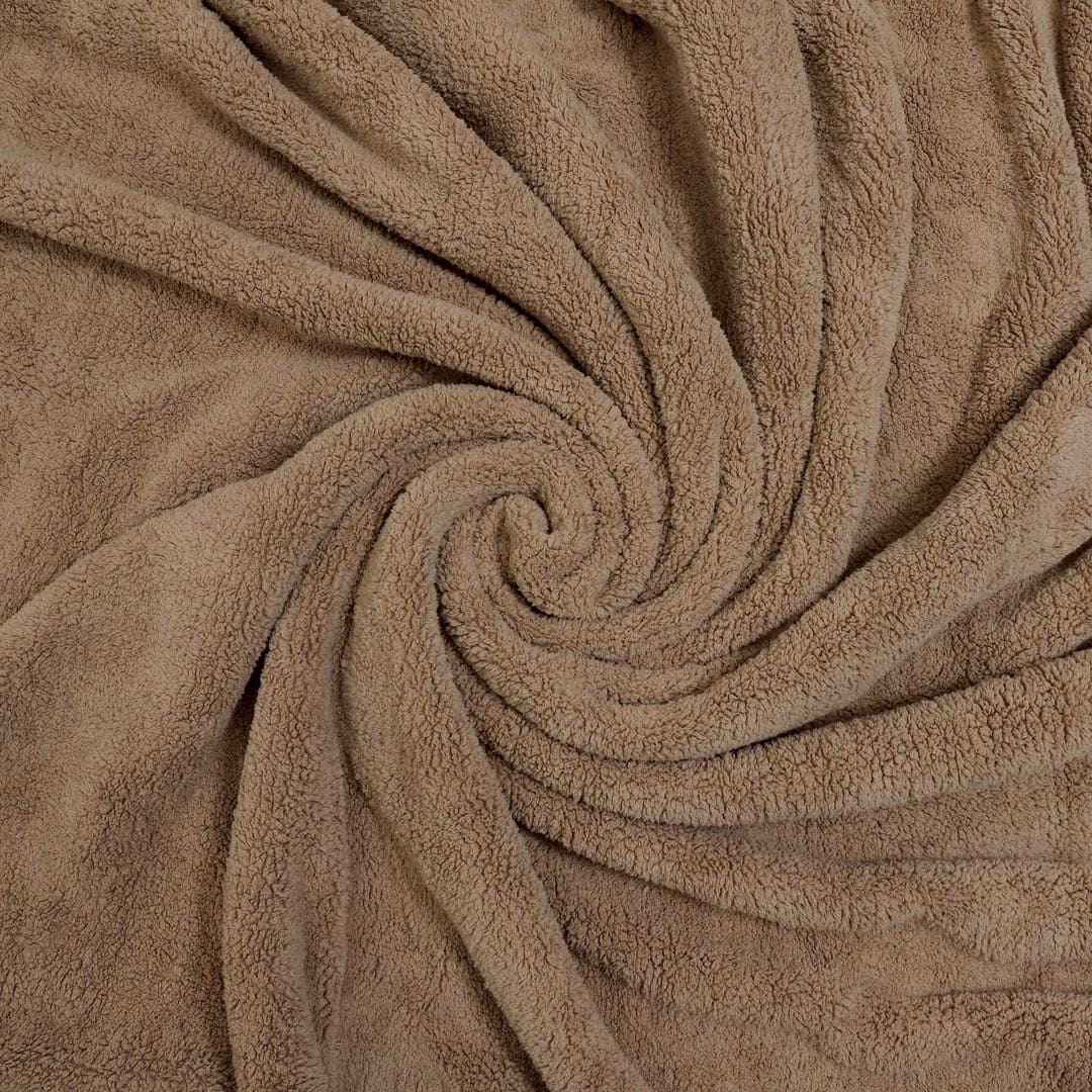 Zarf California King Size Reversible Quilt  - Cosmos