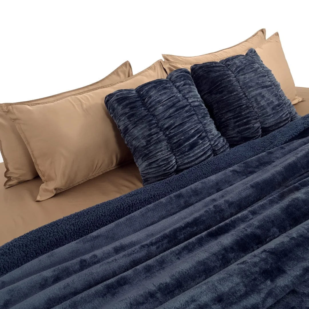 Zarf California King Size Reversible Quilt With 2 Cushion Covers - Sable