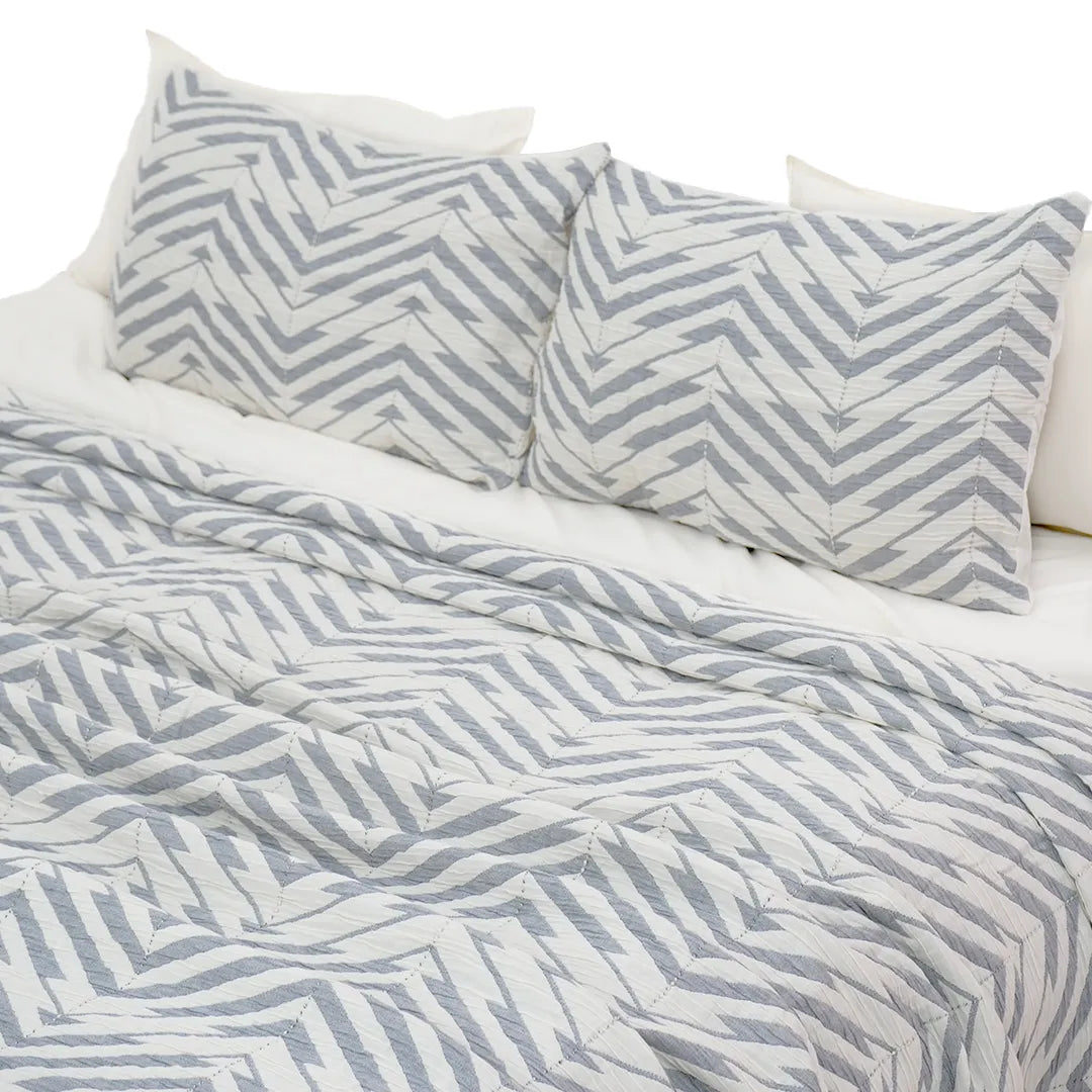 Zarf California King Size Plush Cotton AC Blanket With 2 Pillow Cases - Sapphire