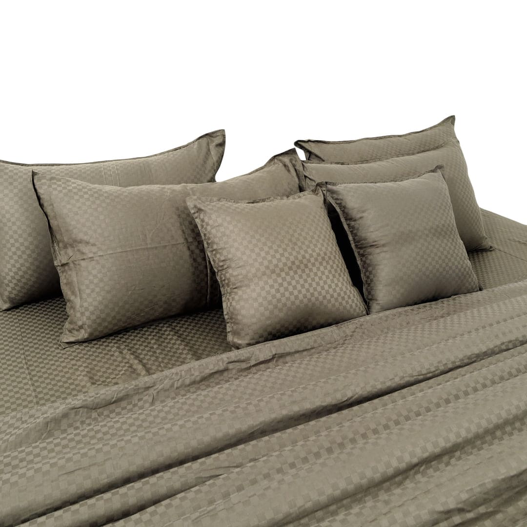 Zeries Egyptian Cotton Jacquard Bedsheets With 2 Pillow Cases & 2 Cushion Covers - Chestnut