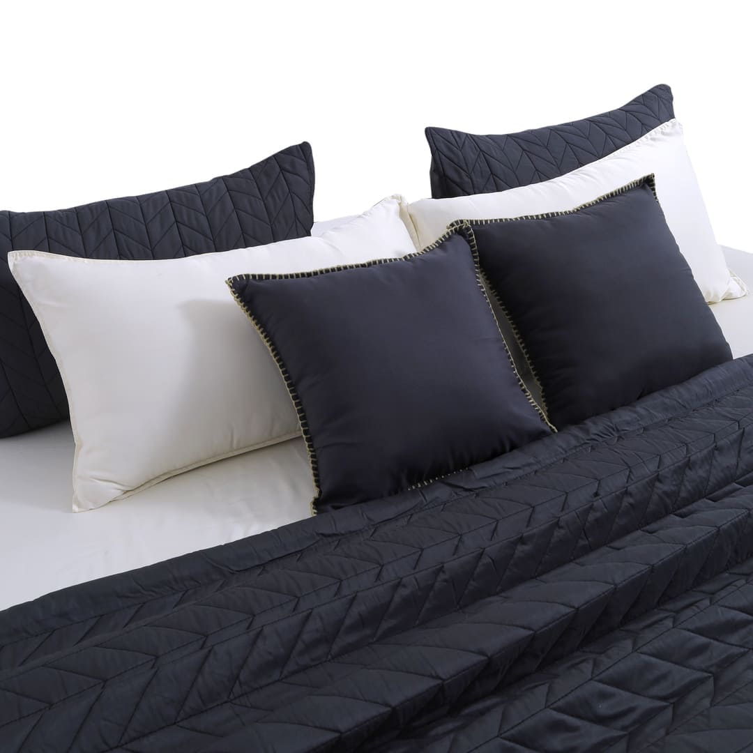 Zarf California King Size AC Comforters With 2 Pillow Cases & 2 Cushion Covers - Dark Grey