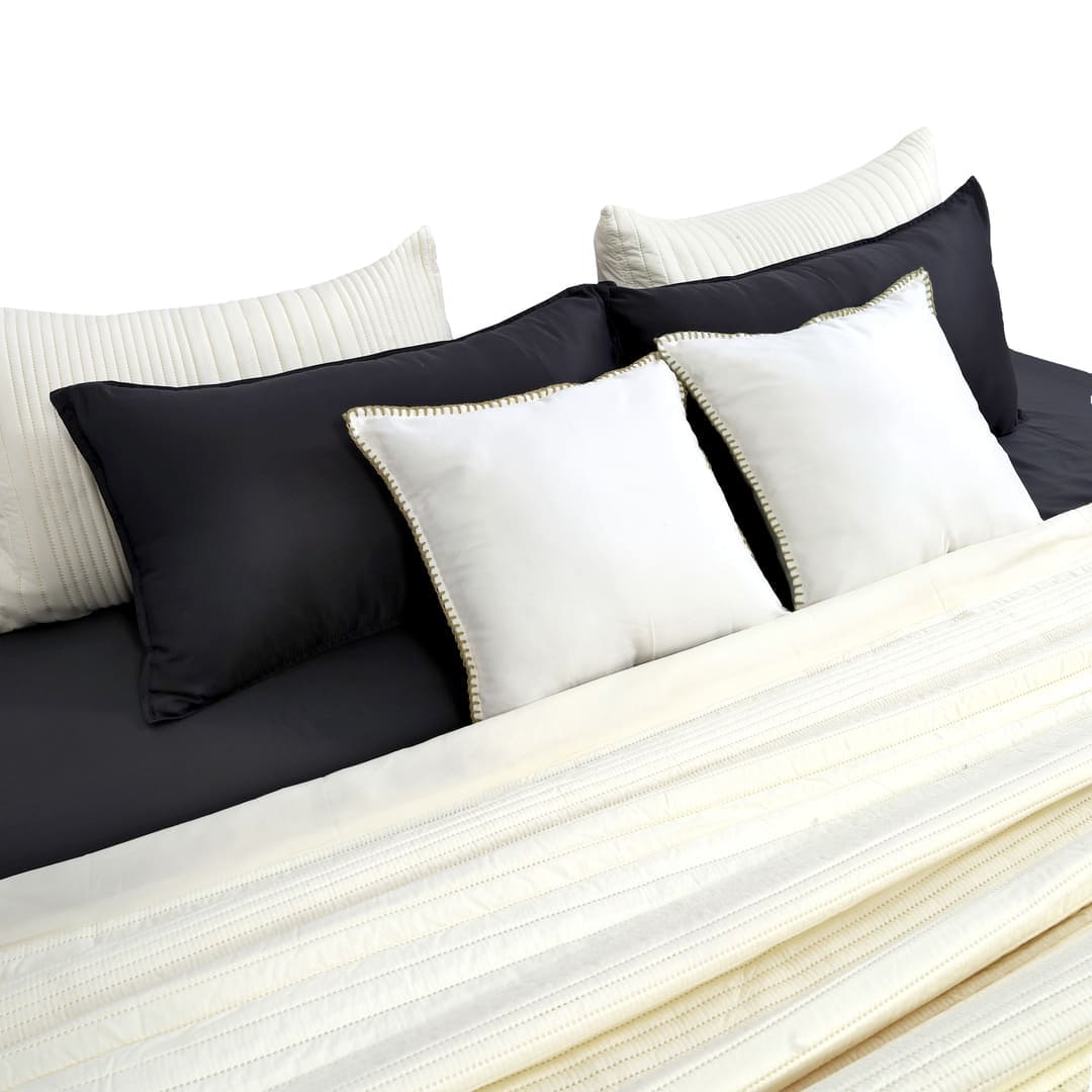 Zarf California King Size AC Comforters With 2 Pillow Cases & 2 Cushion Covers - Off-White