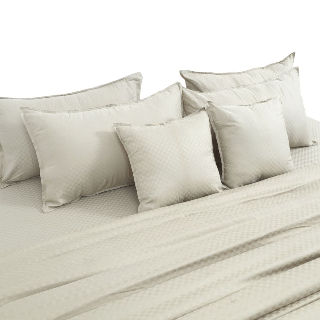Zeries Egyptian Cotton Jacquard Bedsheets With 2 Pillow Cases & 2 Cushion Covers - Bisque