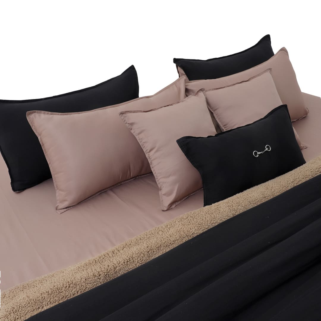 Zarf California King Size Reversible Quilt  - Cosmos