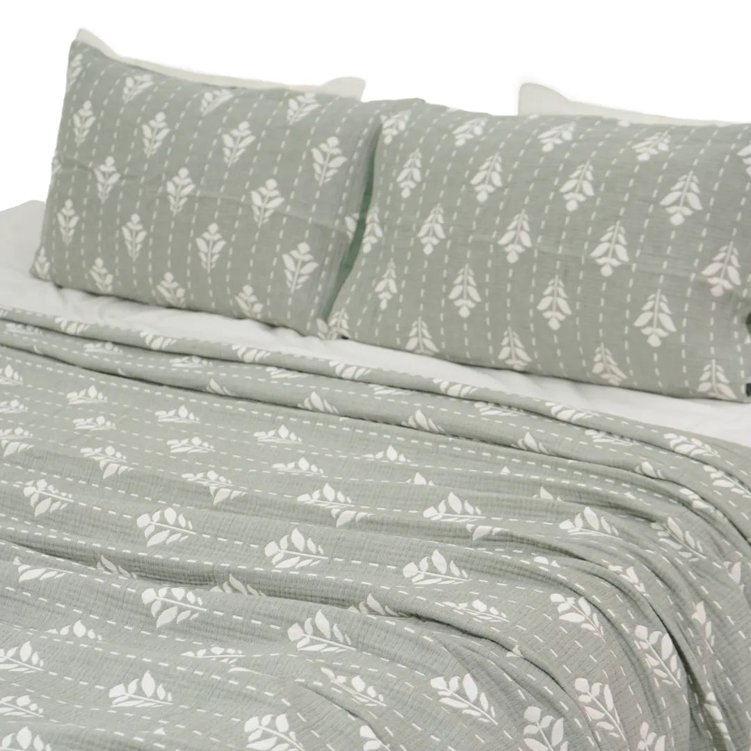 Zarf California King Size Plush Cotton AC Blanket With 2 Pillow Cases - Snowshade