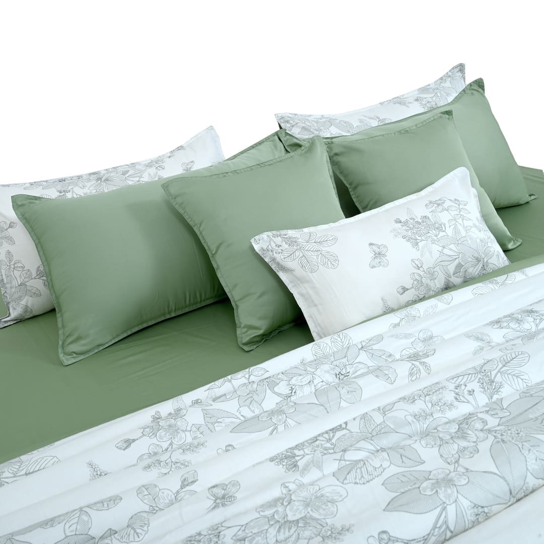 Zarf AC Comforter With 2 Pillow Cases and 1 Breakfast Pillow - Willow