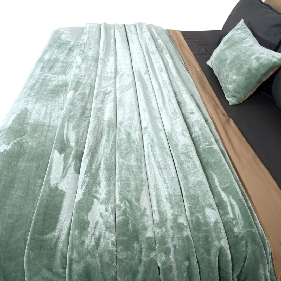 Zarf Premium AC Dohar for Single Bed Size With Two Pillow Covers & One Breakfast Cushion Cover - Greenstone