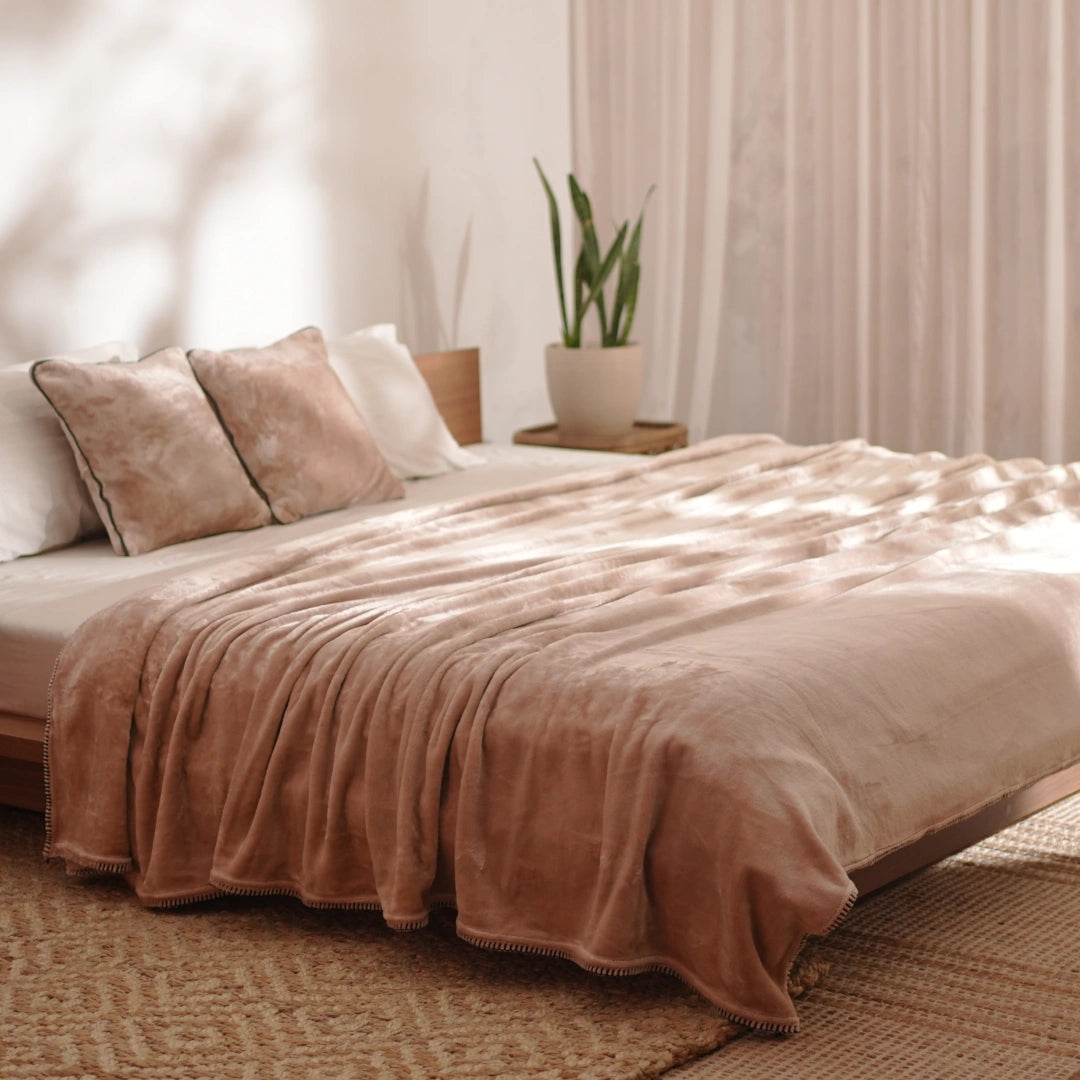 ZARF ALL-SEASON PREMIUM AC BLANKET SET OF 5 - Ecru