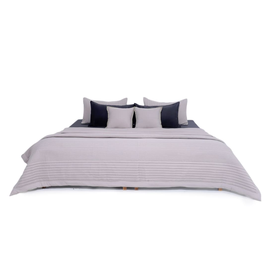 Zarf California King Size AC Comforters With 2 Pillow Cases & 2 Cushion Covers - Dusk