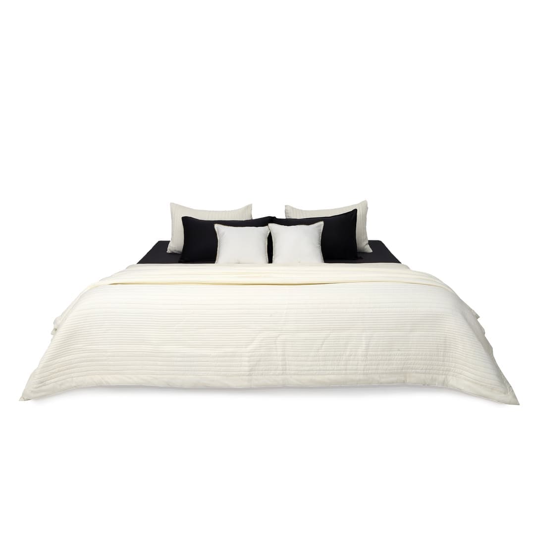 Zarf California King Size AC Comforters With 2 Pillow Cases & 2 Cushion Covers - Off-White