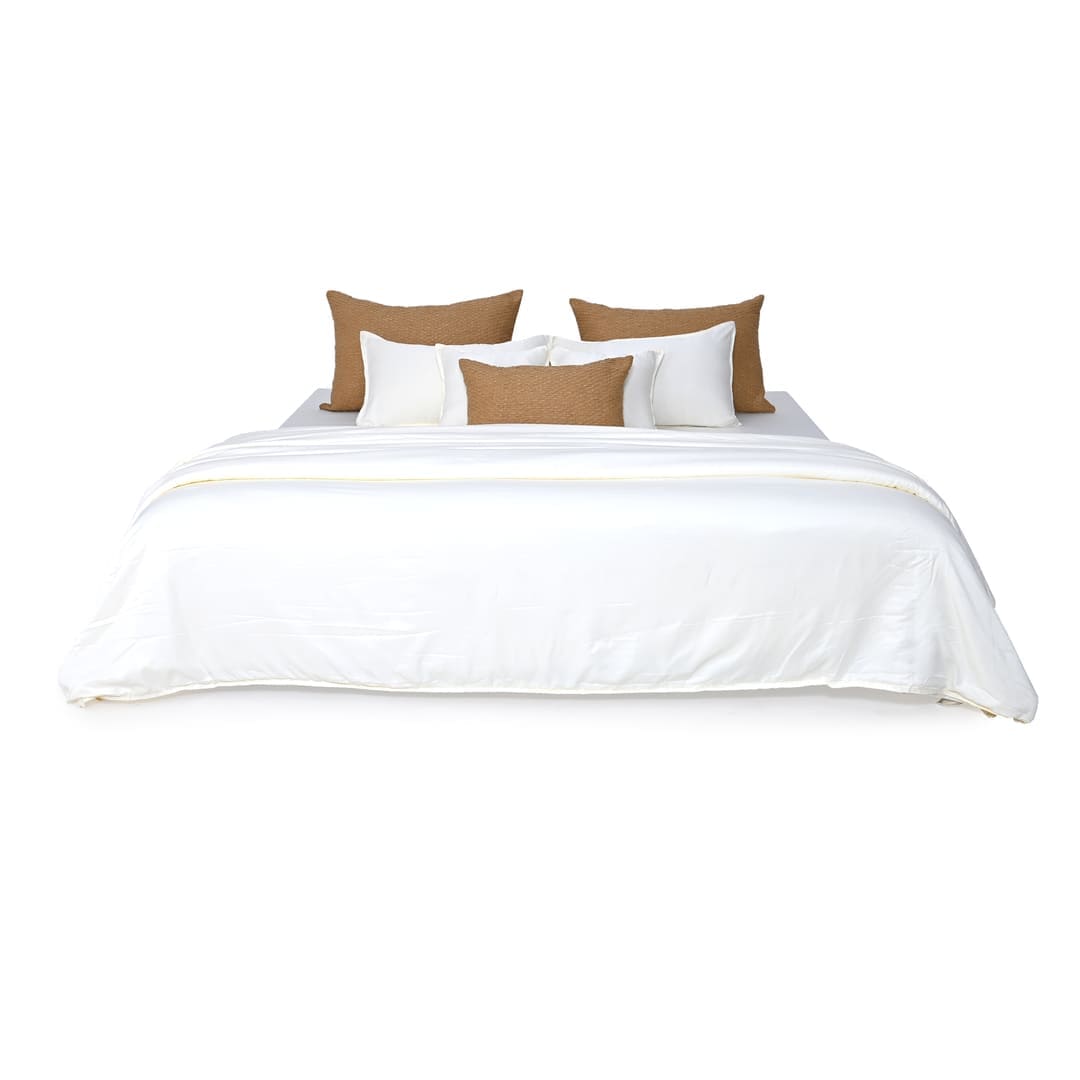 ZARF Italian Staple Weave Comforter With 2 Designer Pillow Cases 1 Breakfast Cushion Cover - Zuri