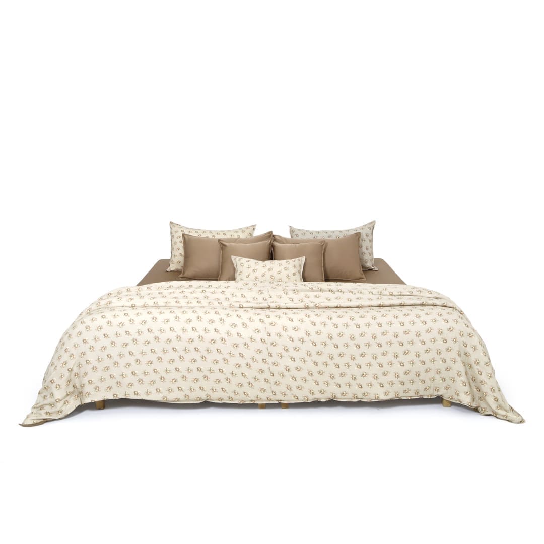 Linen Blend AC Comforter With 2 Pillow Cases and 1 Breakfast Pillow - Heritage