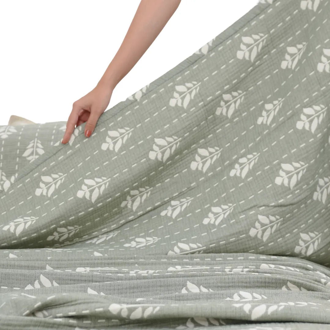 Zarf California King Size Plush Cotton AC Blanket With 2 Pillow Cases - Snowshade