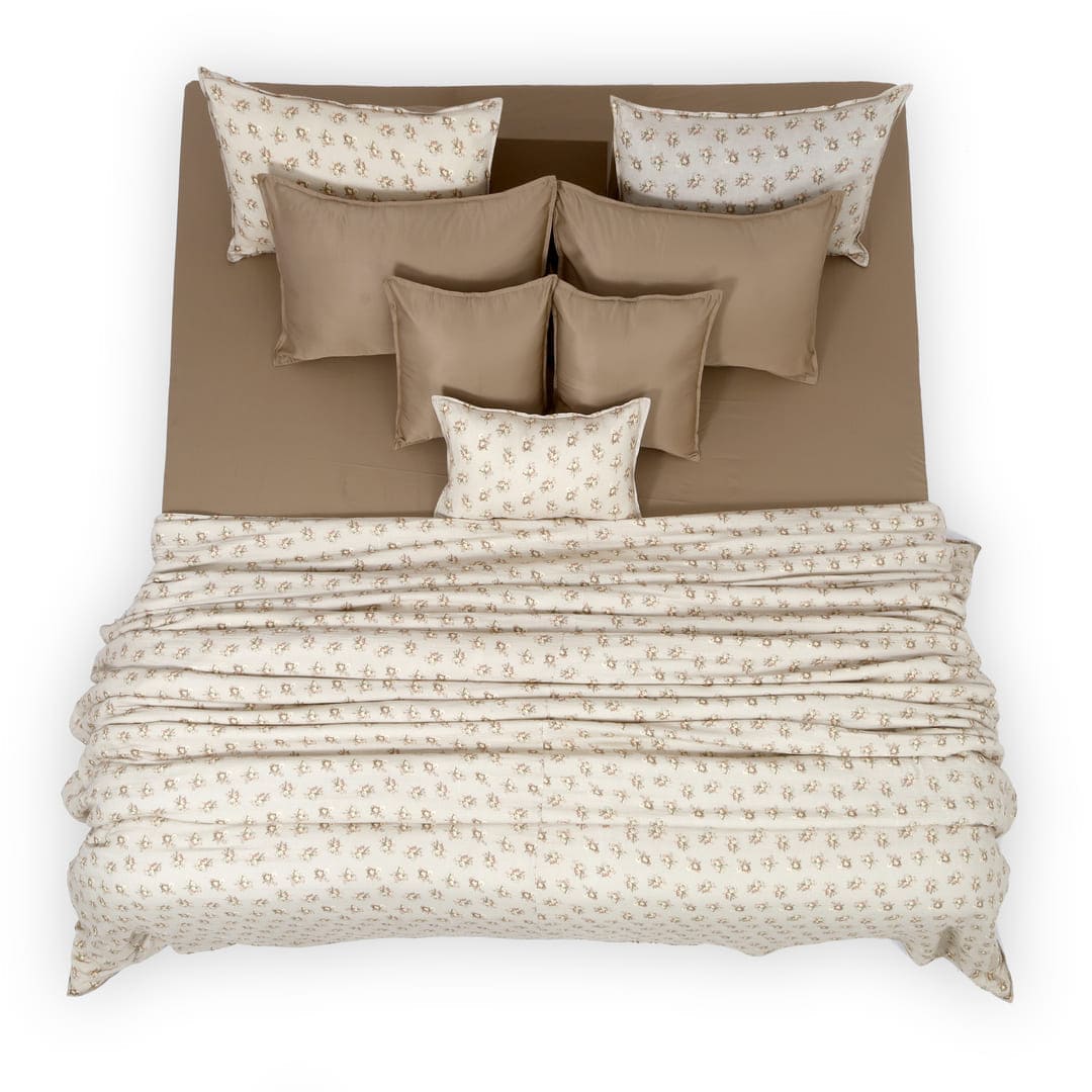 Linen Blend AC Comforter With 2 Pillow Cases and 1 Breakfast Pillow - Heritage