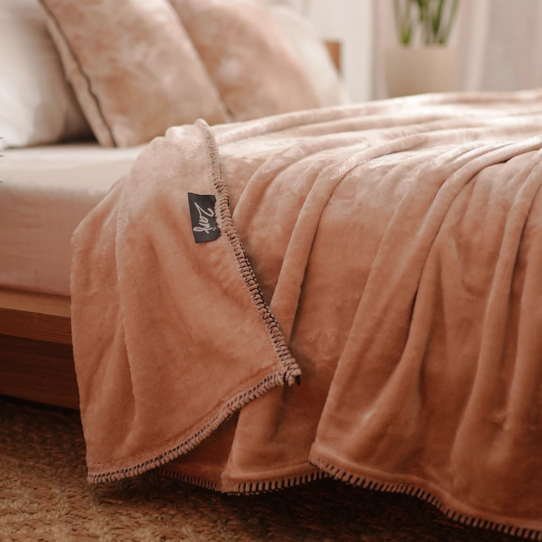 ZARF ALL-SEASON PREMIUM AC BLANKET SET OF 5 - Ecru