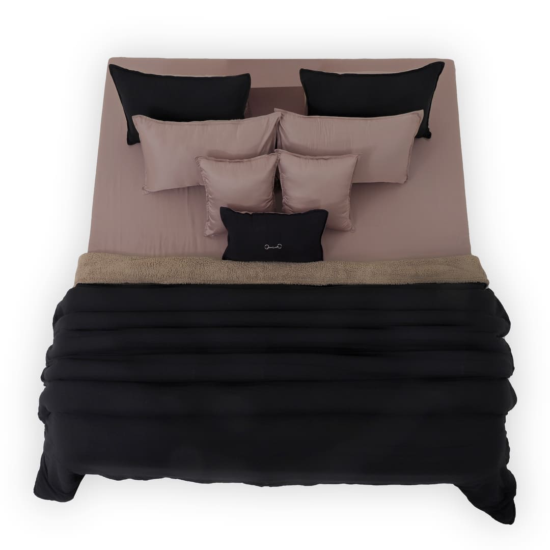 Zarf California King Size Reversible Quilt  - Cosmos