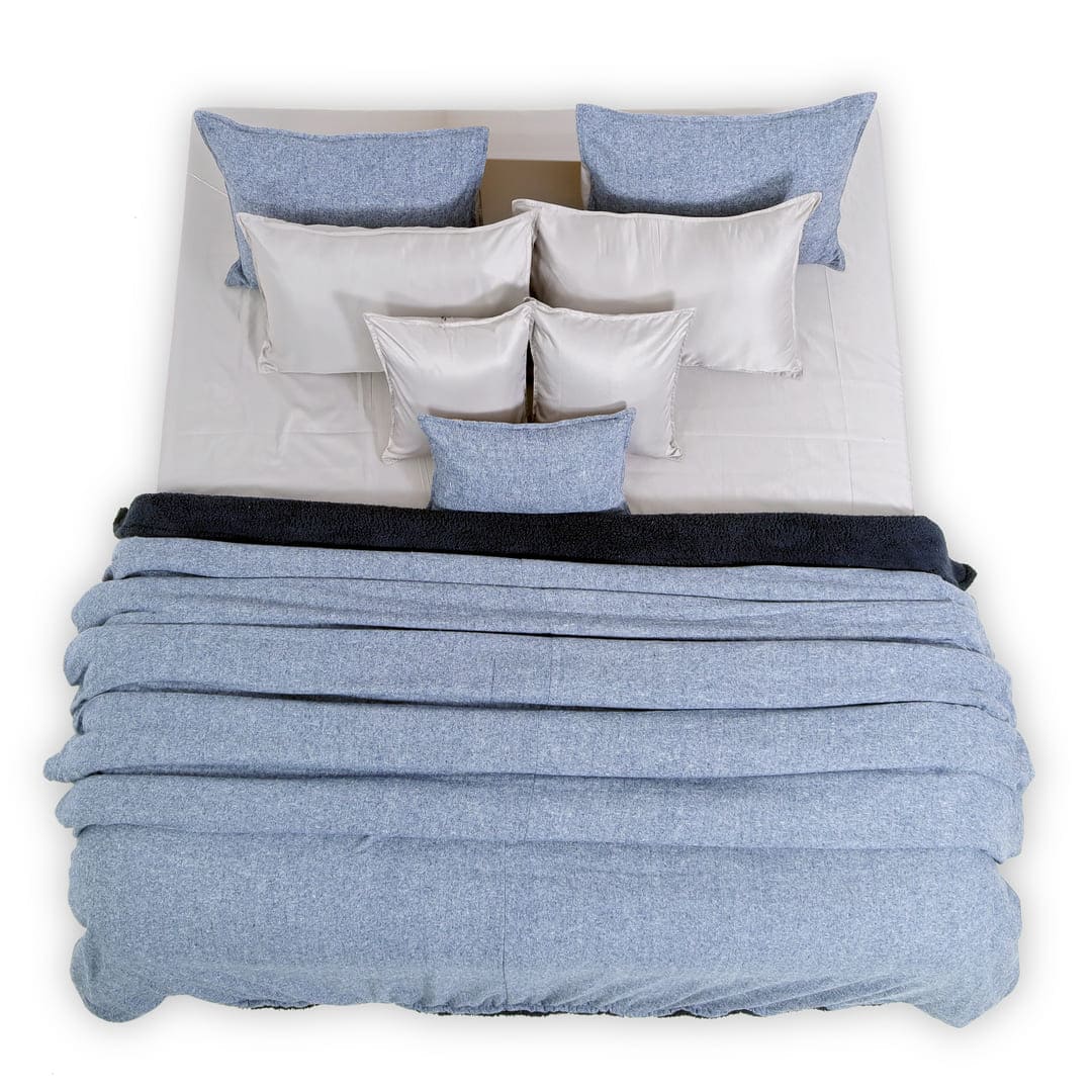 Zarf California King Size Reversible Quilt  With 2 pillowcases and 1 Breakfast Cushion cover - Harbour