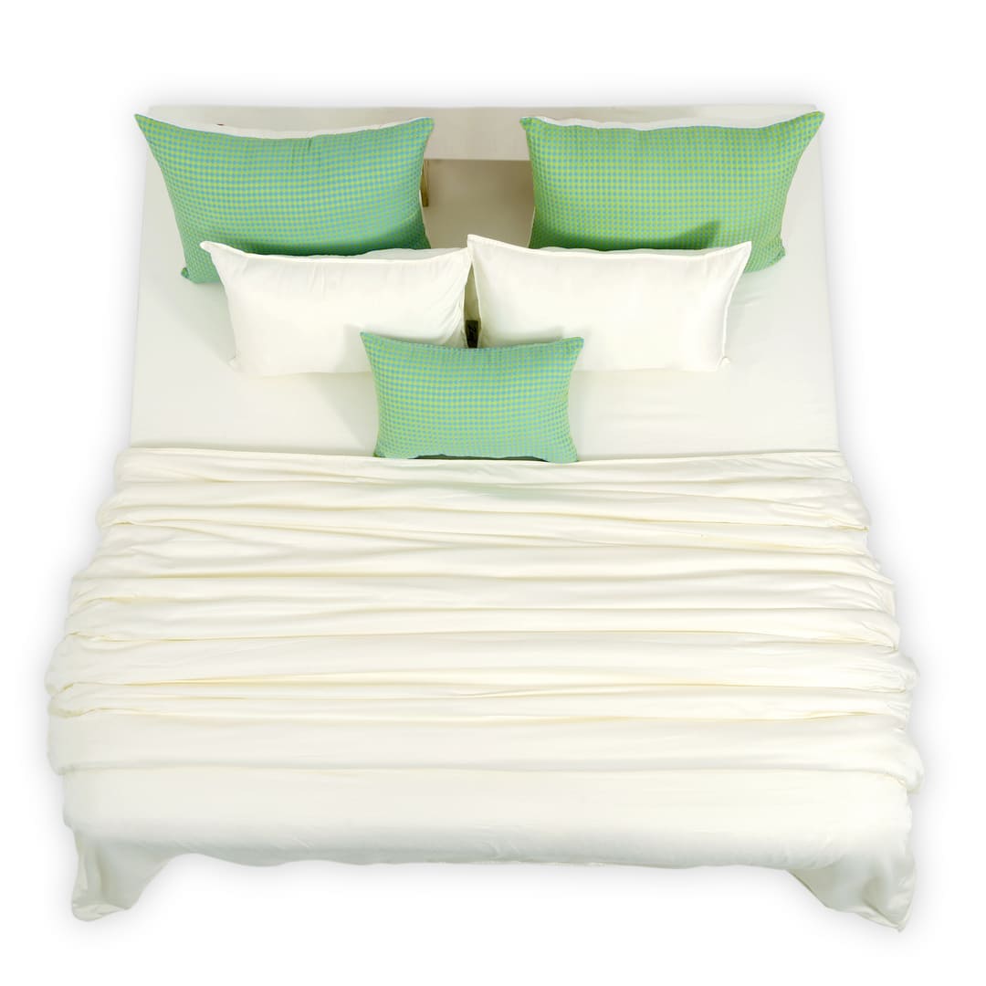 Zarf Italian Staple Weave Bedding Set Of 7- Zyra