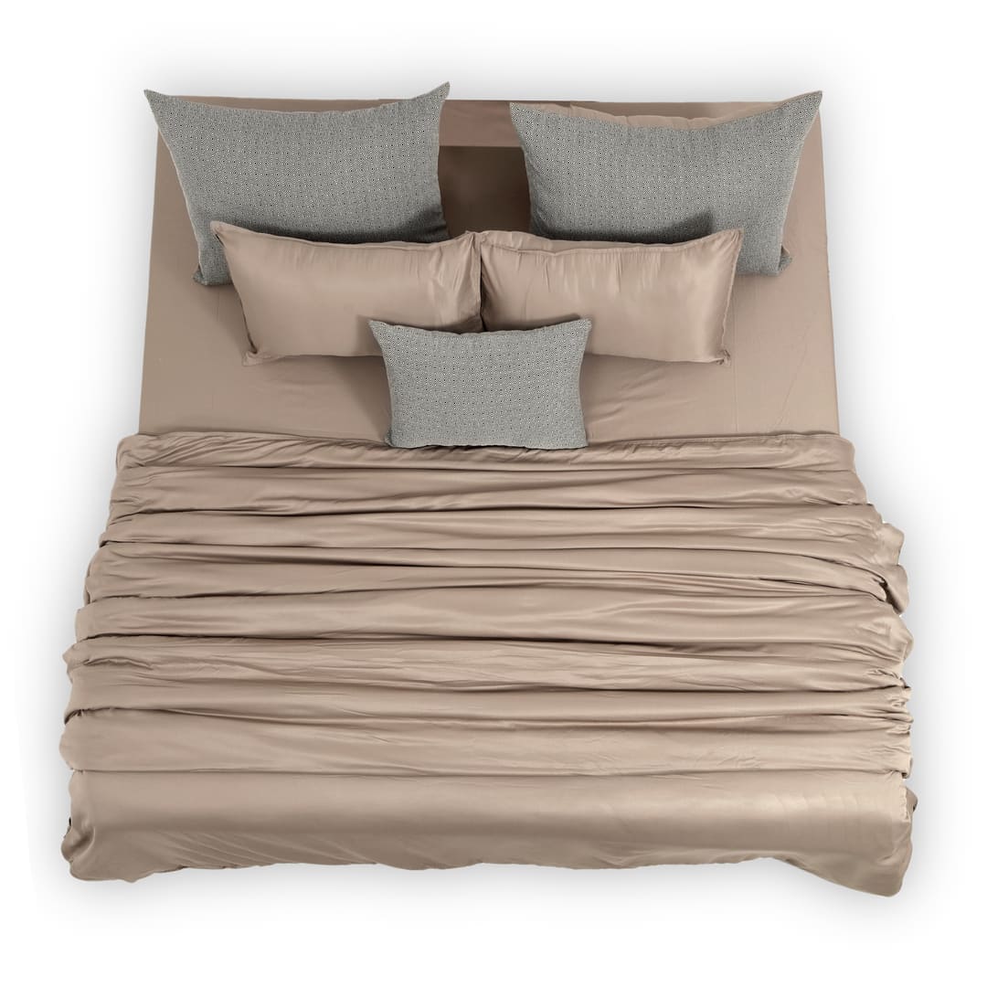 ZARF Italian Staple Weave Comforter With 2 Designer Pillow Cases 1 Breakfast Cushion Cover - Dustwood