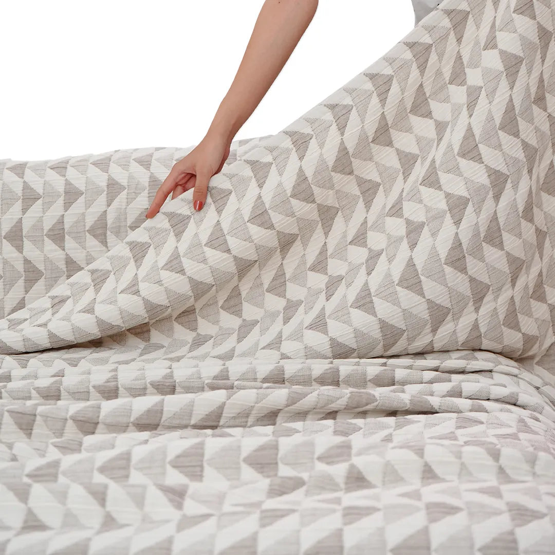 Zarf California King Size Plush Cotton AC Blanket With 2 Pillow Cases - Celestial Grey
