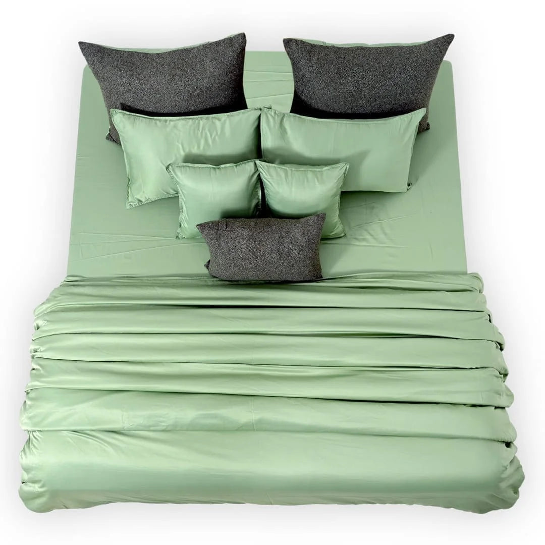 ZARF Italian Staple Weave Comforter With 2 Designer Pillow Cases 1 Breakfast Cushion Cover - Aeris