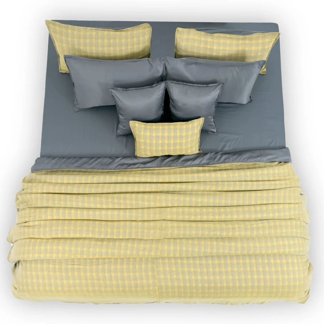 Linen Blend AC Comforter With 2 Pillow Cases and 1 Breakfast Pillow - Vireo