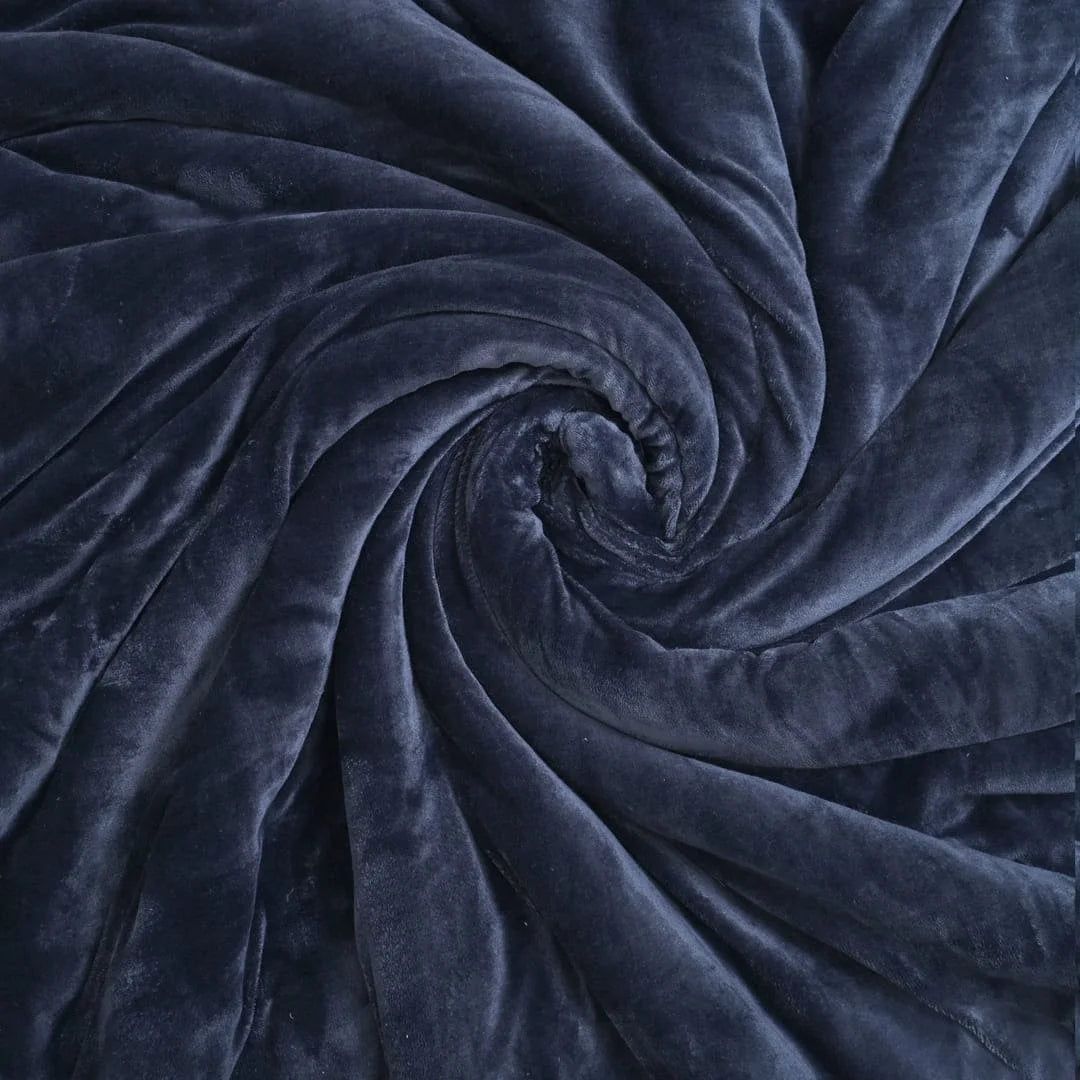 Zarf California King Size Reversible Quilt With 2 Cushion Covers - Sable