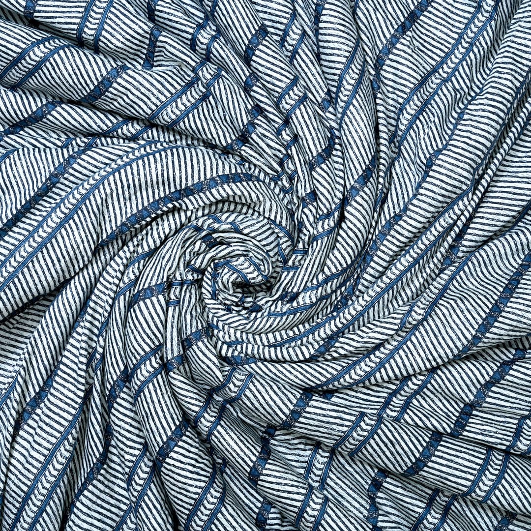 Zarf AC Comforter With 2 Pillow Cases and 1 Breakfast Pillow For Single Size Bed- Reef