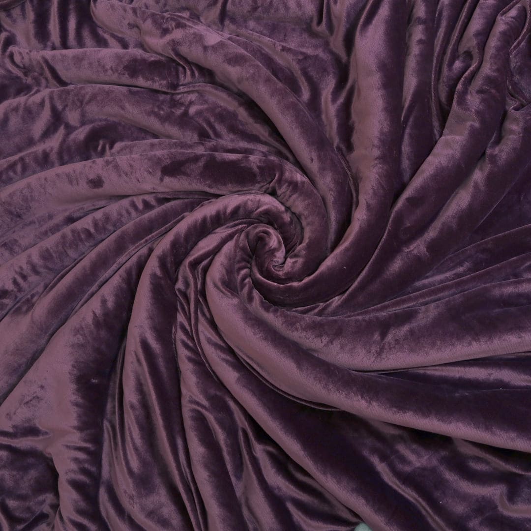 Zarf California King Size Reversible Quilt With 2 Cushion Covers - Merlot