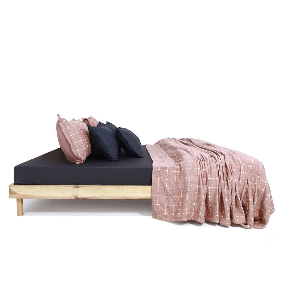 Zarf California King Size Plush Cotton AC Blanket With 2 Pillow Cases - Bloomist