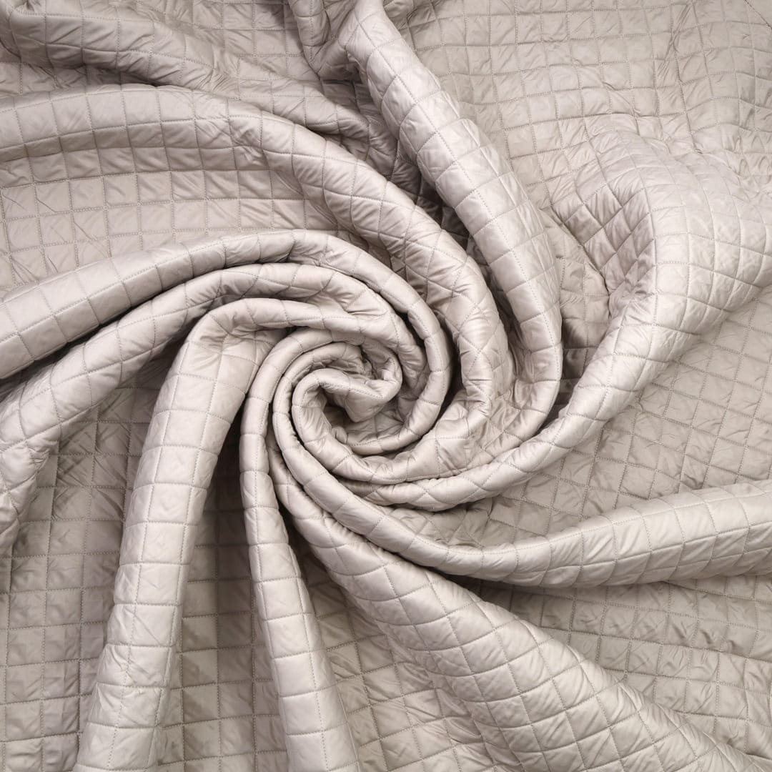 Zarf California King Size AC Comforters With 2 Pillow Cases & 2 Cushion Covers - Light Grey