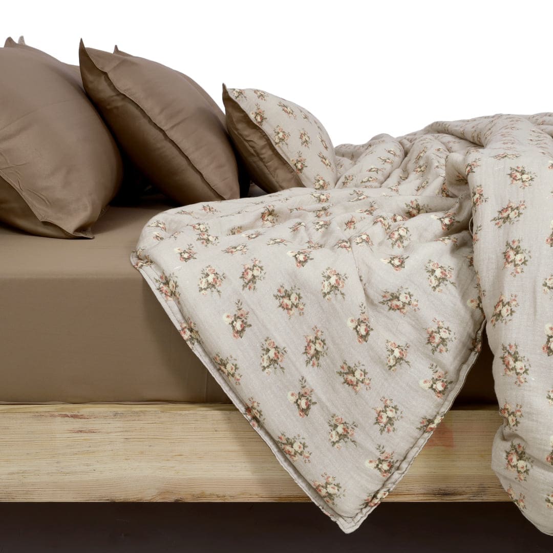 Linen Blend AC Comforter With 2 Pillow Cases and 1 Breakfast Pillow - Heritage