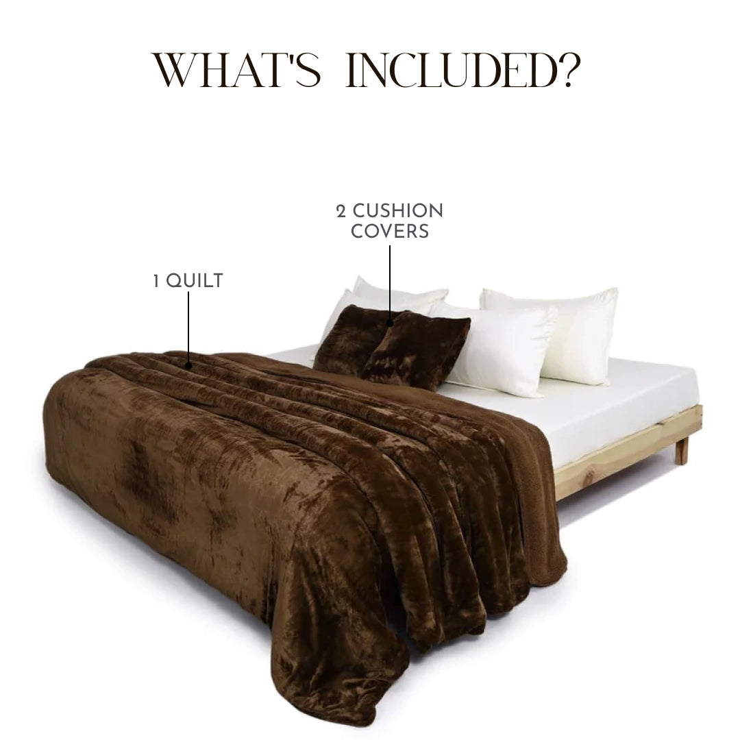 Zarf California King Size Reversible Quilt With 2 Cushion Covers - Cedar